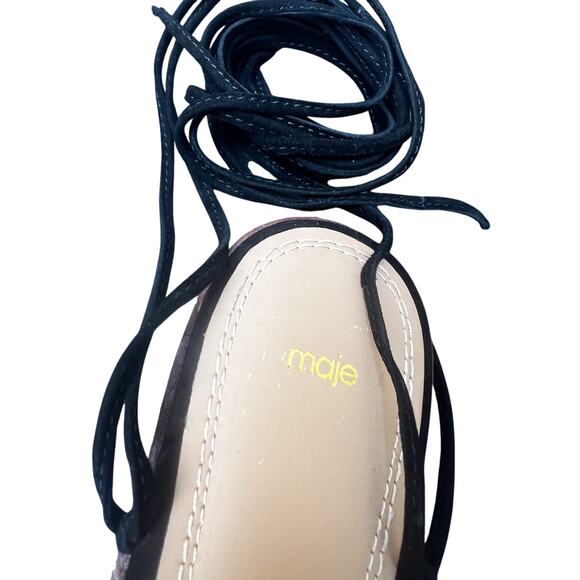 Maje Black Suede Lace Up Flat Sandals Size 40 Grommet Eyelet Detail Boho Resort - Picture 4 of 10